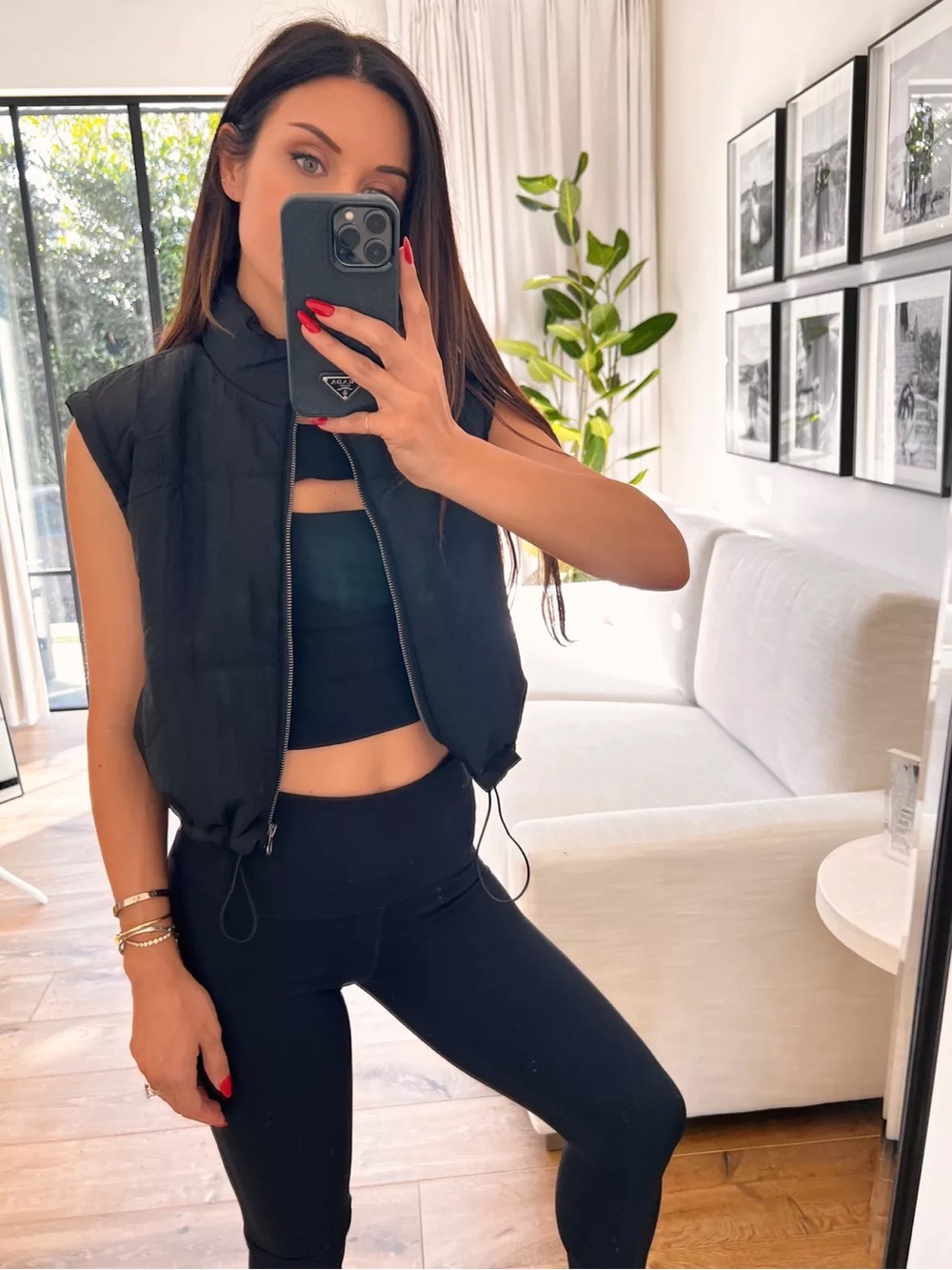 Thread & Supply Black Cropped Puffer Vest mock neck full zip Large NWT